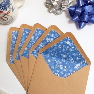5 Blue Winter Snowflake Kraft Envelopes