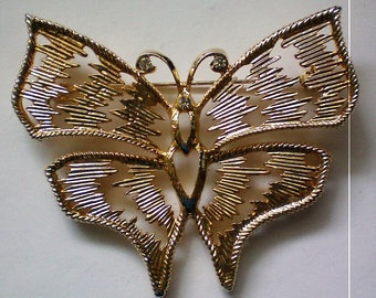 Enormous Gold tone Butterfly Pin - 5312