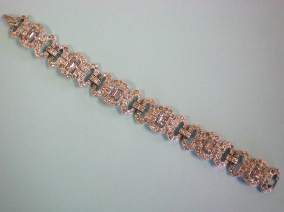 Pot Metal Rhinestone Link Bracelet - 3243