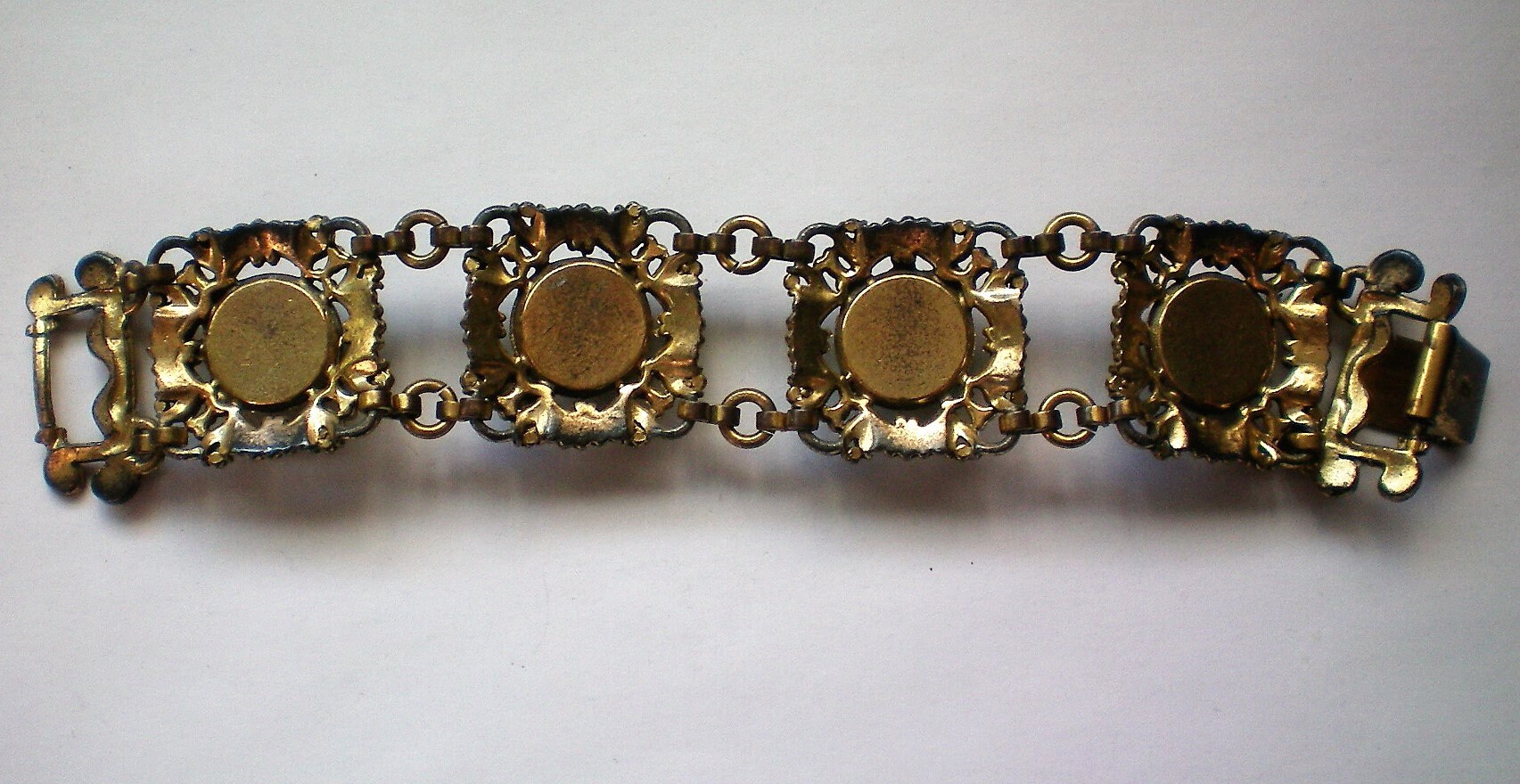 Bracelet Vintage Argenté Avec Cabochon Vert Marbré - Bijou Ancien, Occasion, Référence 5120
