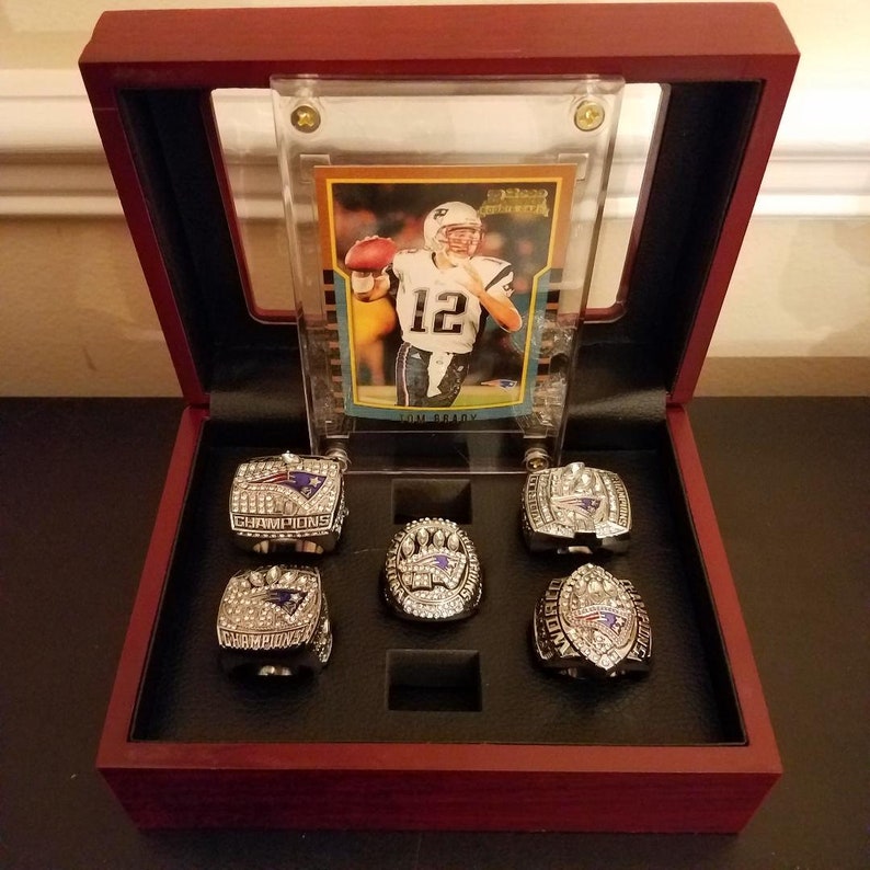 or JUST 6 Superbowl Rings Choice 6X New England Patriots Superbowl Championship Replica Rings plus a Solid Mahogany Case /& Brady Rookie RP