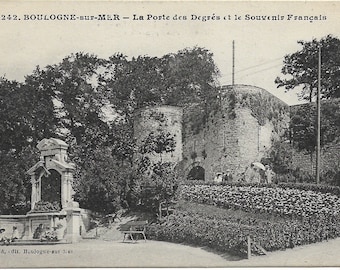Boulogne-sur-Mer, France - Vintage French Photographic Postcard