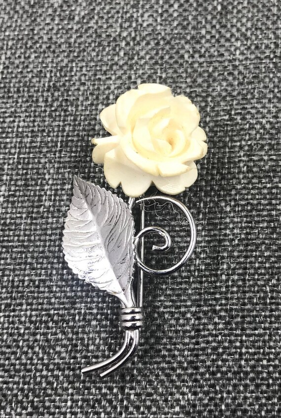 1950’s/60’s Off White Carved Bone Rose Brooch w/ S