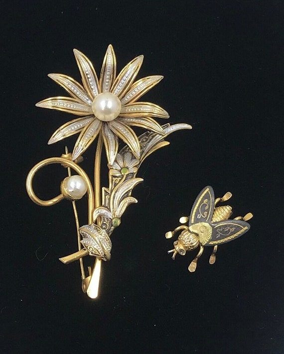 1950's Damascene Flower Brooch  w/ Faux Pearls and