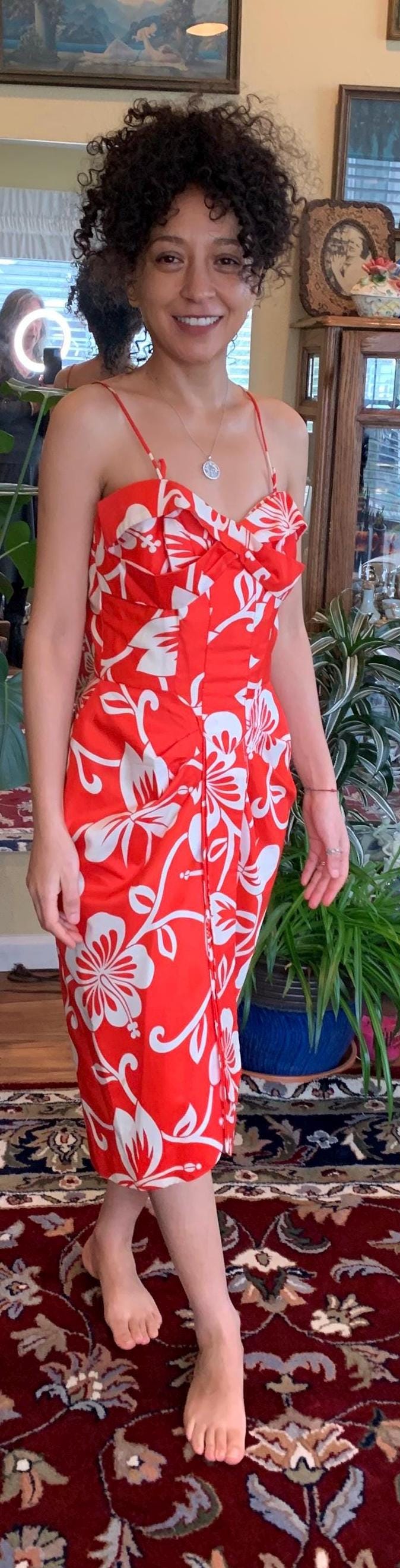 1950’s Lois Russell Malahini Sportswear, Honolulu / Red and White Cotton Hawaiian Mid-Length Dress with Spaghetti Straps Hibiscus Print