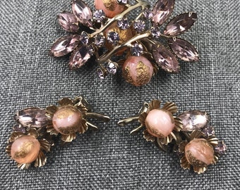 1950’s Brooch & Clip Earrings Set Prong Set Lavender Rhinestones/ Lucite Balls Gold Tone Metal