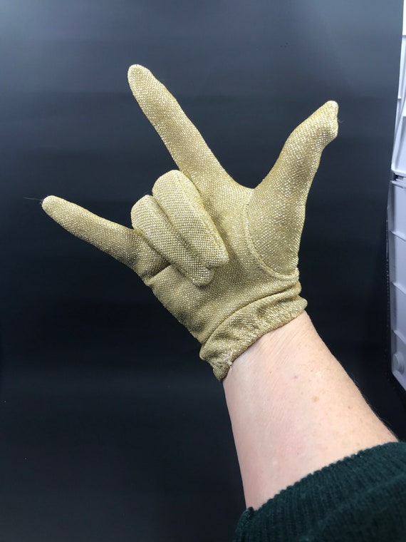 1960’s Gold Lurex Wrist Gloves - image 4
