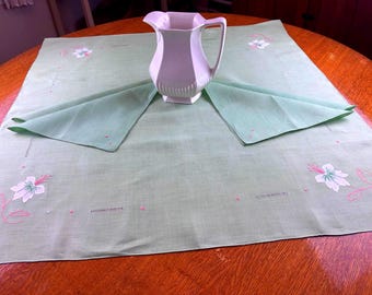 Square Linen Tablecloth & 4 Napkins, Pastel Green,  Appliqued Lilies in White, Pink and Green, Hand Embroidered, Hand Made, Hemmed