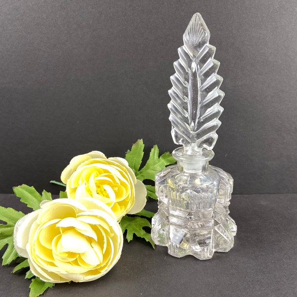 Lead Crystal PERFUME Bottle with Feather Shaped Stopper, Vintage