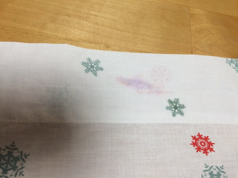 WOW 34 x 27 each panel Curtain Pair Santa /& Sleigh Vintage Panels Cotton