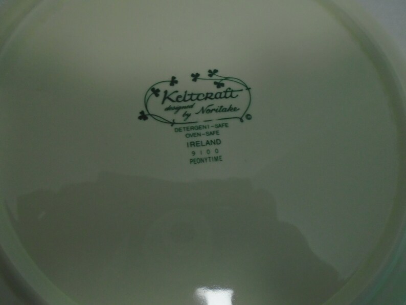 Noritake Ireland Keltcraft Peonytime Plate 7.5 diameter