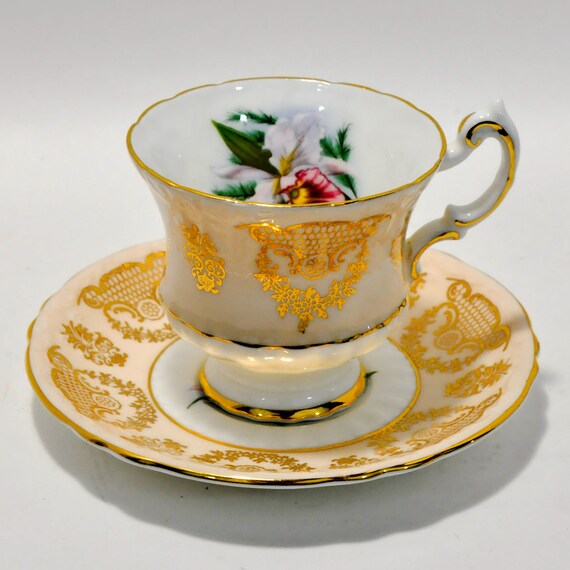 Paragon Fine Bone China Light Cream Flower Teacup England Etsy