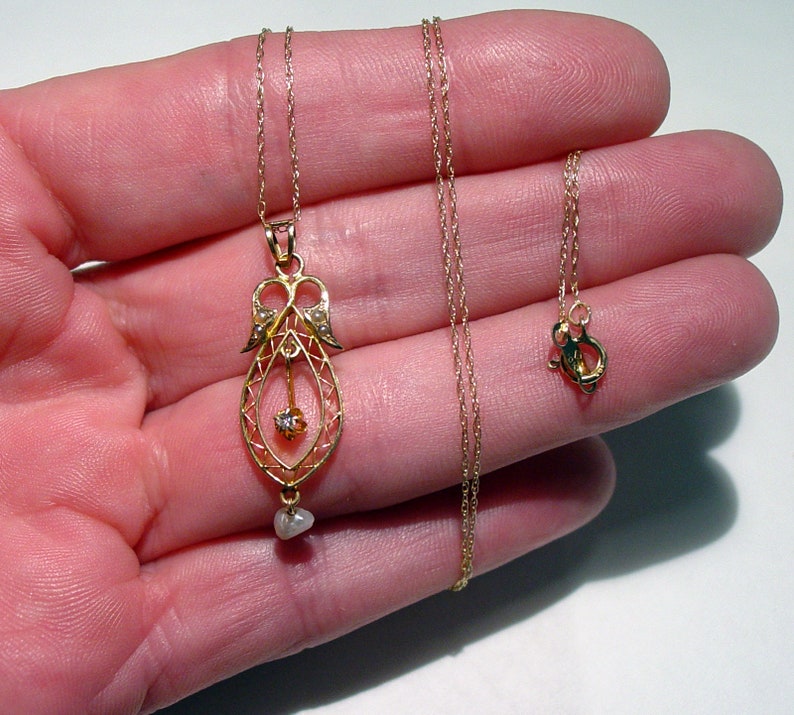 Art Deco 14K Yellow Gold DIAMOND and Seed Pearl LAVALIER Necklace