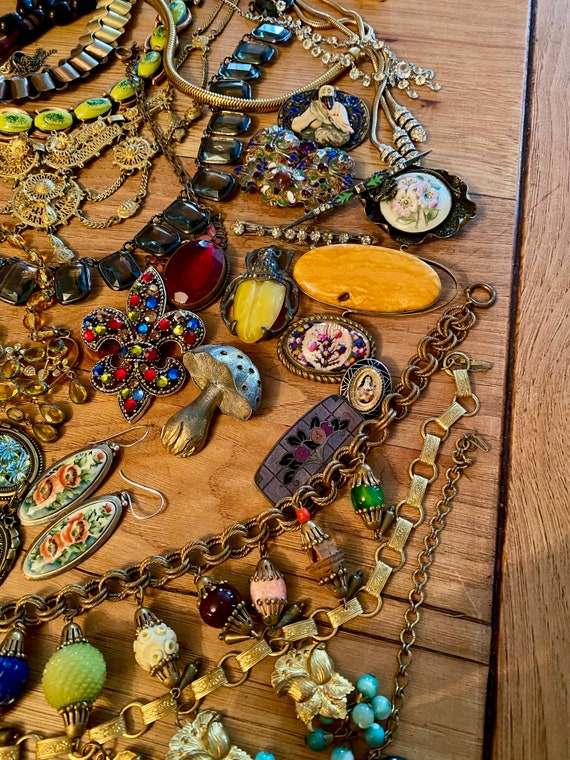 Huge Art Deco Jewelry Collection Lot, Necklaces, … - image 7