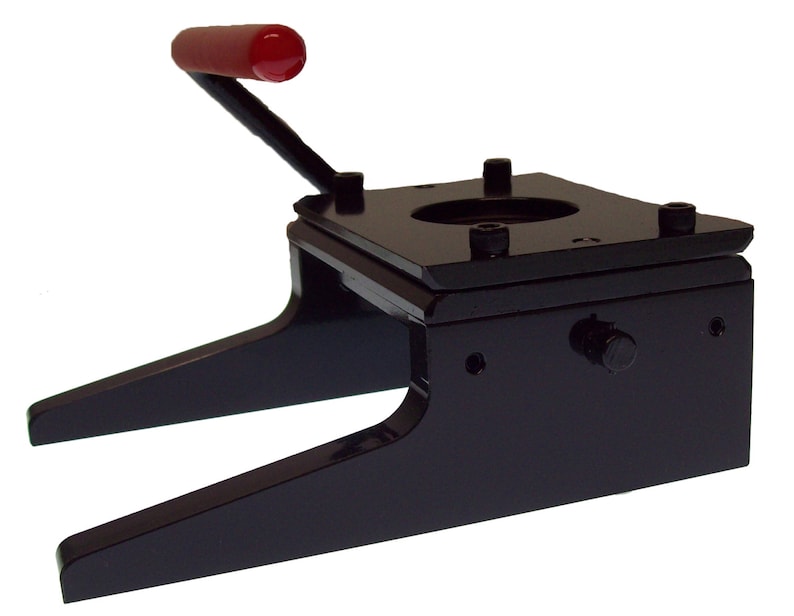 Tecre Graphic Punch for 1.25" Size Buttons Model #1629 image 1