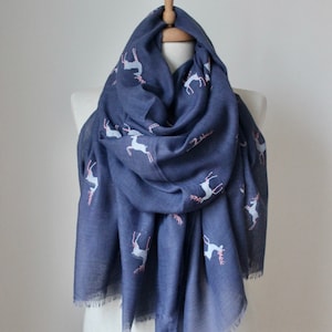 Reh gemusterter dunkelblauer Baumwollschal - Reh bedruckter Schal - blauer Baumwollschal