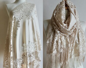 Beige Lace Shawl Scarf / Wedding Bridal Shawl / Lace Shawl Scarf / Floral Tulle Shawl / Bridesmaid Gift Shawl / Lace Scarf Fringed Shawl