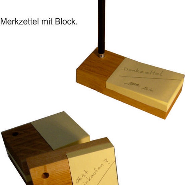 Merkzettel mit Post it