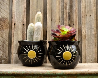 Ceramic Glazed Black and Yellow Shining Sun Planter