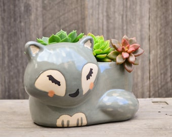 Ceramic Earthenware Grey 'Simba' Cat Planter