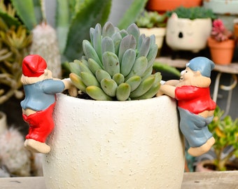 Ceramic Pot Planter Pals Hanging Gnomes