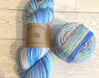 snow day, 4 stripes, self-striping sockyarn, handdyed sockyarn, handdyed yarn, handdyed wool