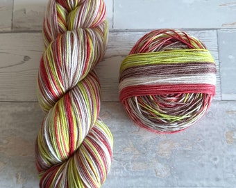 Christmas Stollen, 4 stripes, self-striping sockyarn, handdyed sockyarn, handdyed yarn, handdyed wool