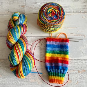 Rainbow, 7 Streifen, selbststreifendes Sockengarn, handgefärbte sockenwolle, handgefärbtes Garn, handgefärbte wolle Bild 1