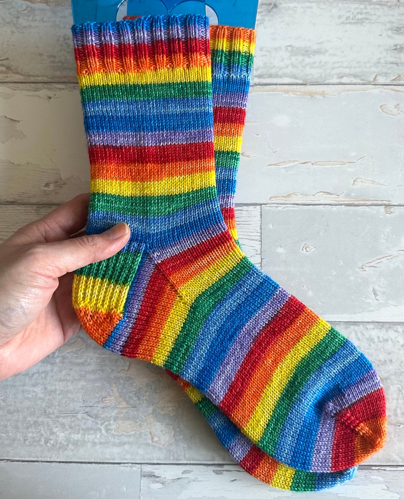 Rainbow, 7 Streifen, selbststreifendes Sockengarn, handgefärbte sockenwolle, handgefärbtes Garn, handgefärbte wolle Bild 2