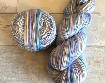 Brrr... It's cold!, 4 stripes, self-striping sockyarn, handdyed sockyarn, handdyed yarn, handdyed wool