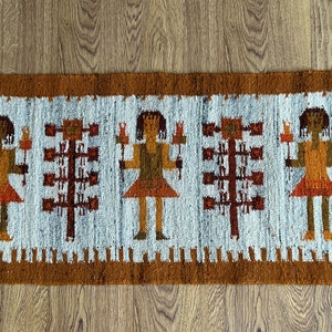 Polish design Kilim / tapestry hand woven in wool for Cepelia.