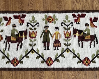 Large Vintage Polish Kilim Tapestry: Folk Art Wool Wall Hanging