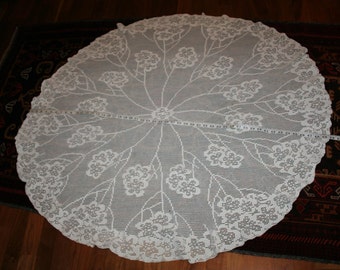 Czech vintage hand crocheted large oval white tablecloth