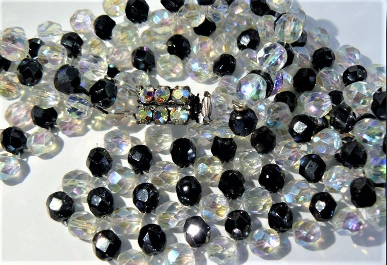 Czech Vintage Jewelry Set Tie-Necklace Bracelet
