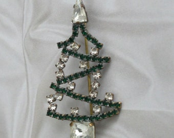 Czech Vintage Rhinestone Christmas Tree Brooch Pin