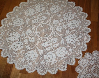 Czech vintage hand crocheted round white tablecloth and doily