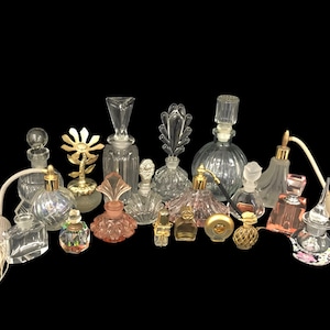 Vintage Perfume Bottle Collection LOT Gucci, Pablo Picasso, Waterford, Etc. Pink Glass Crystal Daubers Glam Vanity Décor image 4