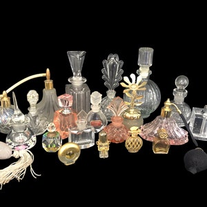 Vintage Perfume Bottle Collection LOT Gucci, Pablo Picasso, Waterford, Etc. Pink Glass Crystal Daubers Glam Vanity Décor image 10