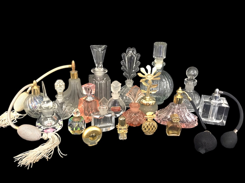 Vintage Perfume Bottle Collection LOT Gucci, Pablo Picasso, Waterford, Etc. Pink Glass Crystal Daubers Glam Vanity Décor image 10