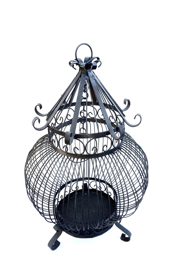 Ancienne Cage à Oiseaux En Fer Forgé Grande échelle Victorien Gothique Ronde Pagode Défile Autonomes Ou à Suspendre Oiseau Cage Halloween épique