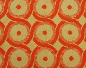 Vintage 70s Bath Towel Mod Orange Yellow Circles Caldwell 37" x 22"