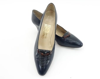 80s Salvatore Ferragamo Shoes Size 8 1/2 AA Vintage Navy Blue Pumps Italian Leather High Heels