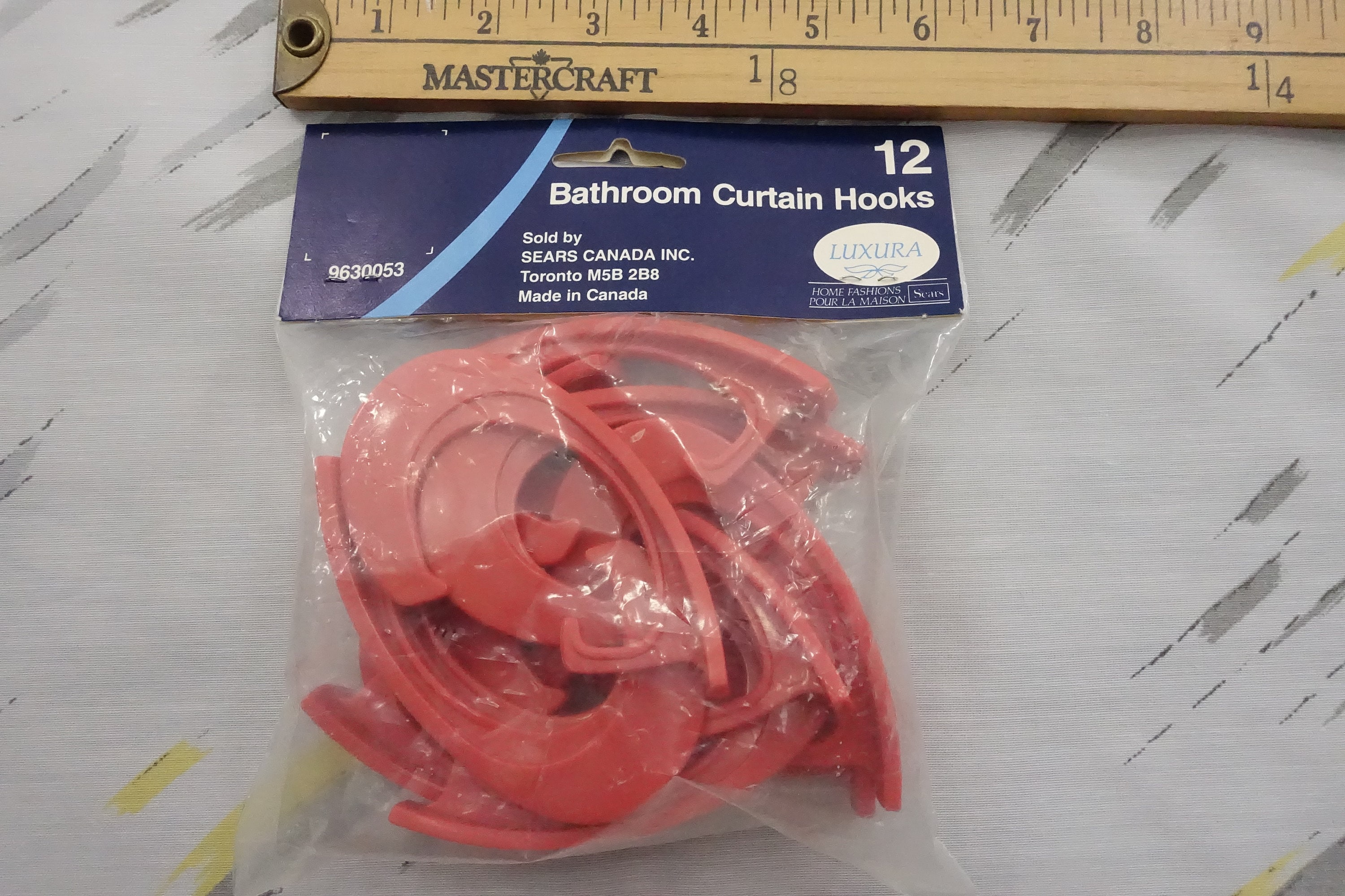 New Vintage Shower Curtain Hooks 1970s 80s Plastic Shower Curtain Rings  Coral Pink NOS -  Canada