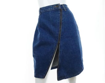 スカート THE MUSEUM VISITOR DIAGONAL ZIPPER DETAILED DENIM SKIRT BLUE DIAGONAL ZIPPER DETAILED WASHED DENIM SKIRT (WASHED BLUE