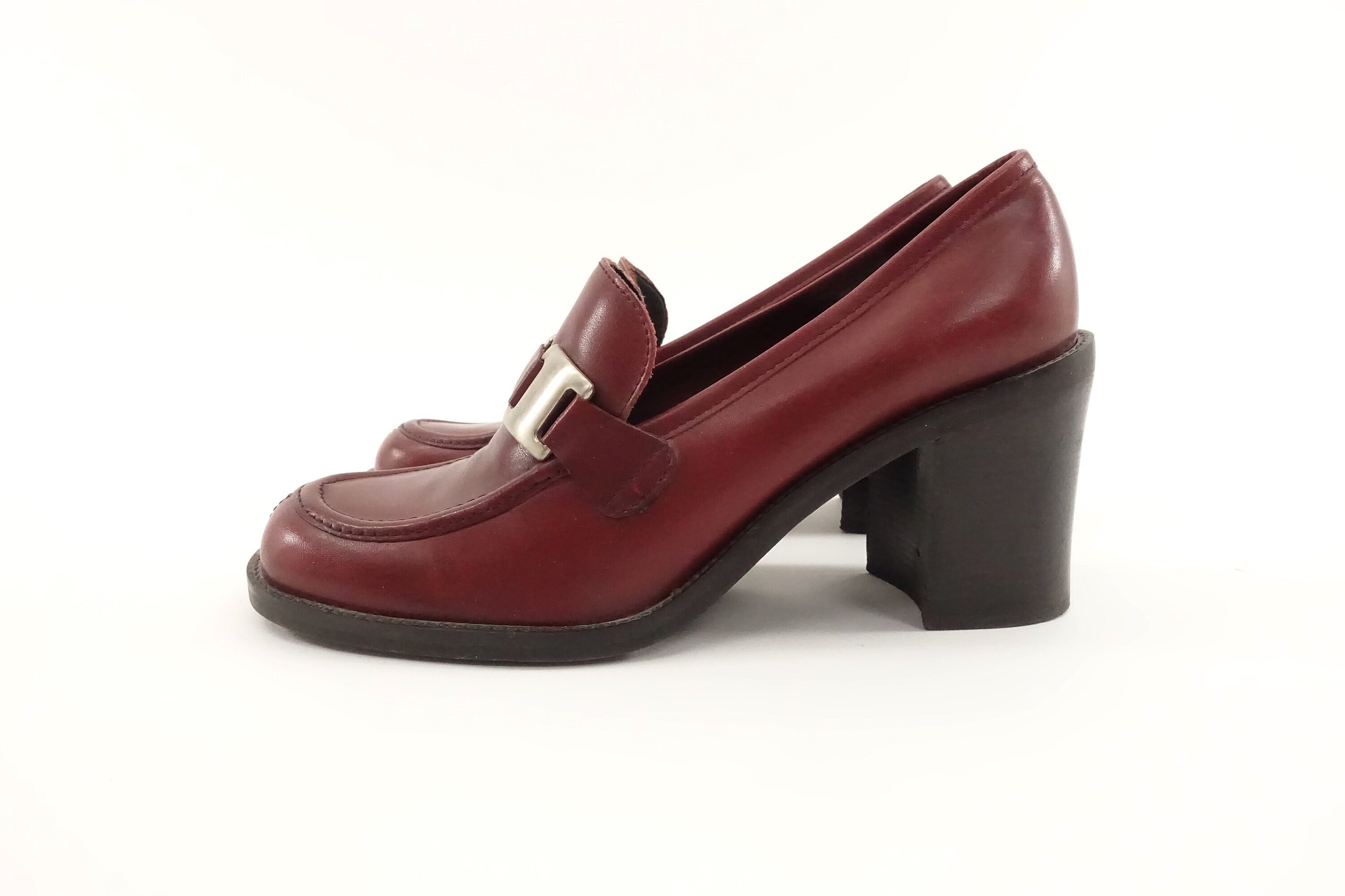 90s heeled loafers Clearance