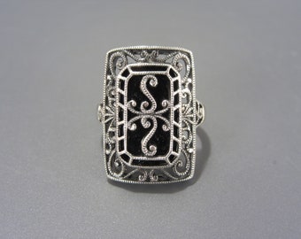 Vintage Filigree Sterling Onyx Ring Size 7