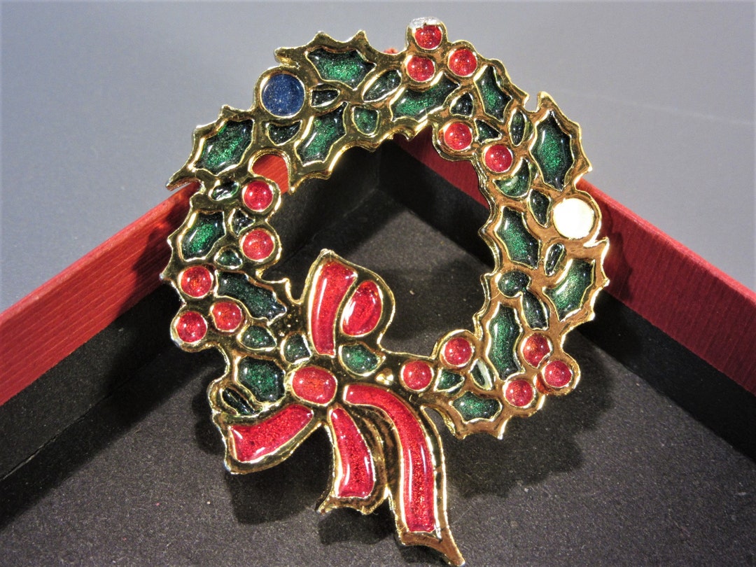 Vintage Signed Beatrix Christmas Wreath Brooch - Etsy