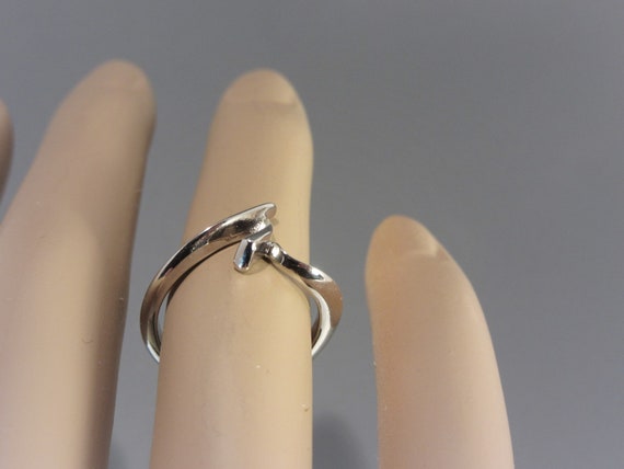 Minimalist Sarah Coventry Sculptured Ring Vintage… - image 6