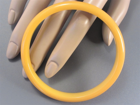 Vintage Marigold Bakelite Bangle Bracelet Tested