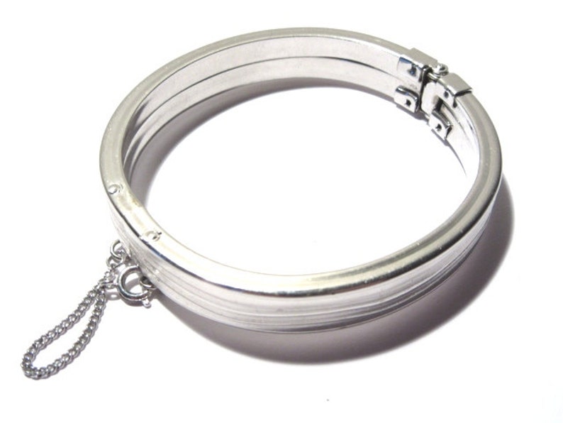 Vintage Coro Bangle Bracelet Hinged Silver Tone